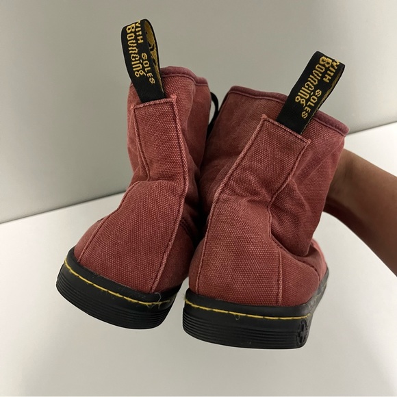 Dr. Martens Shoreditch Maroon Lace Up Canvas Boots Women's Size 9 - Picture 3 of 6